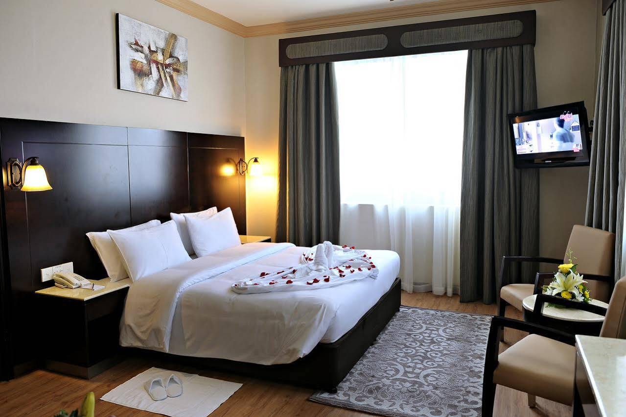 דובאי Signature Inn Al Riqqa מראה חיצוני תמונה